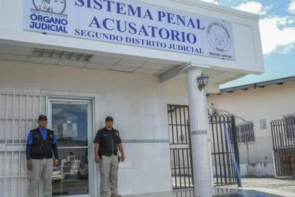 MEDIDAS CAUTELARES POR ROBO Y DAÑOS AGRAVADOS EN PERJUICIO DE UNA ENTIDAD PÚBLICA DE VERAGUAS