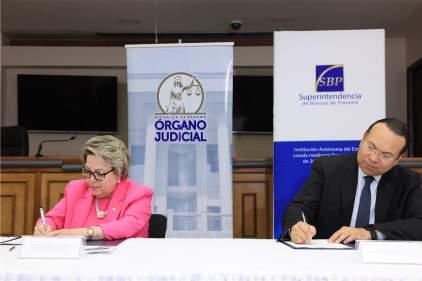 ÓRGANO JUDICIAL Y SUPERINTENDENCIA DE BANCOS FIRMAN CONVENIO
