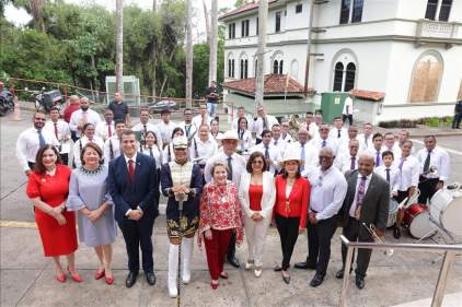 MÚSICOS SE PRESENTAN EN LA CORTE SUPREMA DE JUSTICIA