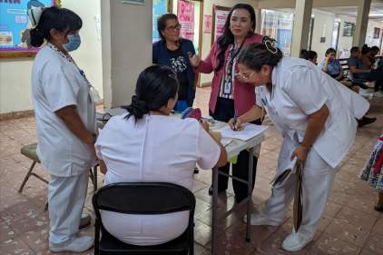 Tribunales Municipales de David capacitan a funcionarios de Salud y cumplen labor social