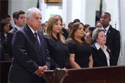 Magistrados de la CSJ participan en la eucaristía celebrada por la partida del papa Francisco