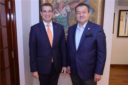 Magistrado Vásquez Reyes recibe visita del Presidente electo del Movimiento de Abogados Gremialistas