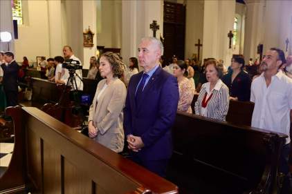 Magistrado Arrocha Osorio asiste a evento en la Catedral Metropolitana Santa María La Antigua