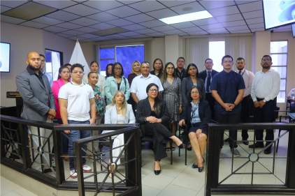 Estudiantes de la Universidad Latina de Panamá visitan el Palacio de Justicia Gil Ponce