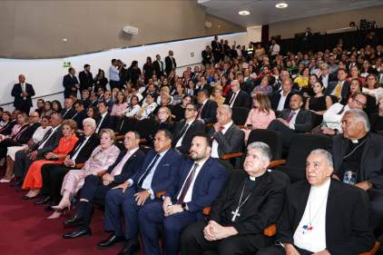 Magistrados de la CSJ asisten al preestreno del documental “Mireya, la fortaleza de una mujer”