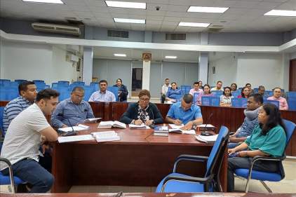 Simulación de audiencias refuerza preparación de jueces municipales de Herrera y Los Santos
