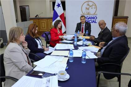 Comisión de la Jurisdicción Laboral examina recursos presentados
