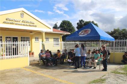 Juez de Garantías de Veraguas celebra 15 audiencias en Santa Fe para garantizar el Acceso a la Justicia