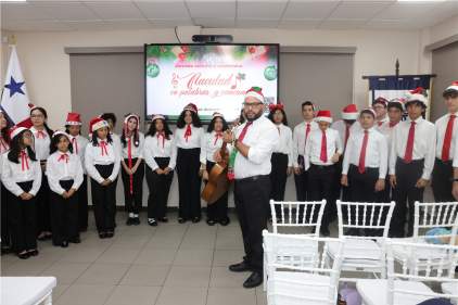 ISJUP celebra jornada cultural y académica “Navidad en palabras y canciones”