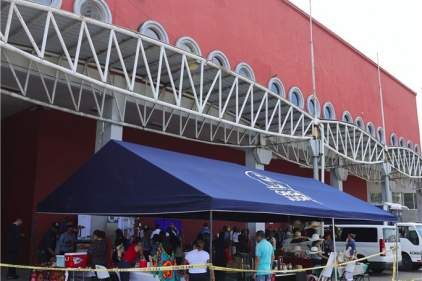 Bazar navideño llena de color y tradición las instalaciones del Sistema Penal Acusatorio de Plaza Ágora