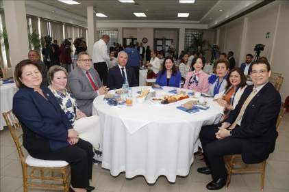 Detallan a periodistas cifras que muestran avancen en la implementación de la reforma procesal civil