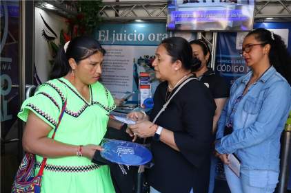 Departamentos de Víctimas, Mediación y Sistema Penal Acusatorio orientan a la ciudadanía sobre la labor que realizan