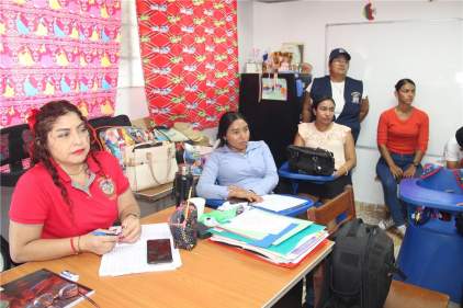 Facilitadora judicial de El Baco de Calobre desarrolla capacitación sobre violencia doméstica y alcoholismo