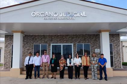Magistradas de la Comisión de Alto Nivel de la UNAJUG realizan recorrido por  Centro de Capacitación del Órgano Judicial