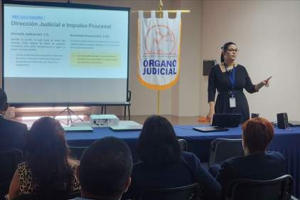 Servidores judiciales de Coclé fortalecen competencias para la implementación del nuevo modelo de enjuiciamiento civil