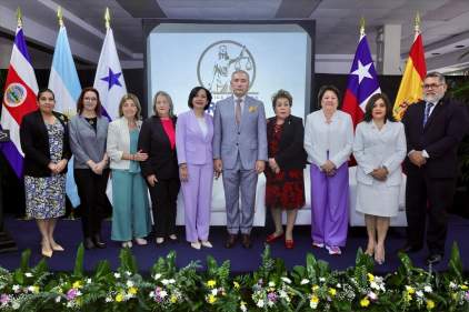 Magistrados de la CSJ asisten a panel sobre la familia como canal entre culturas y derechos desde una perspectiva judici