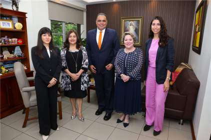 Magistradas de la Sala Penal reciben visita de representantes de organización civil pro-derechos de las víctimas