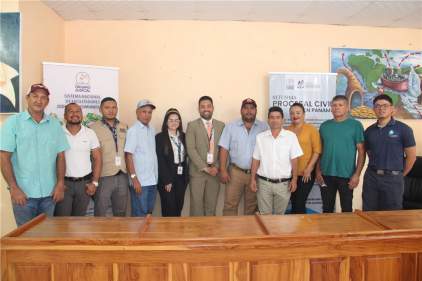 Juez de Atalaya promueve el CPC y el SNFJC durante sesión del Concejo Municipal