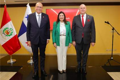 Magistrada presidenta de la CSJ participa en misa por aniversario de la independencia de Perú
