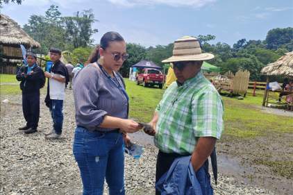 Órgano Judicial realiza volanteo y sensibiliza a la población durante Feria Comunitaria en Comarca Naso Tiër Dí