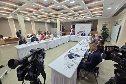 Magistrados detallan a periodistas avances de la Reforma Procesal Civil e innovaciones en la justicia panameña
