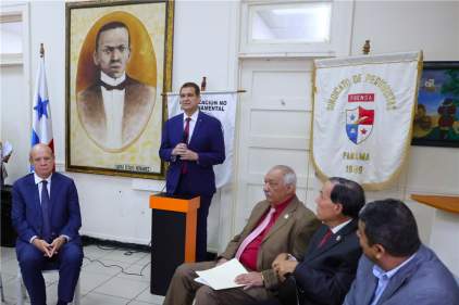 Magistrado Carlos Alberto Vásquez Reyes participa en jornada de reflexión por el Día Internacional de la Paz