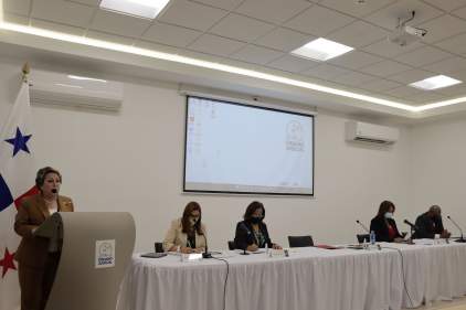 CONSEJO CONSULTIVO PARTICIPA DE INSTALACIÓN DE MESA DE TRABAJO PARA PRECISAR ASPECTOS DE CURSOS DE INDUCCIÓN DE ABOGADOS