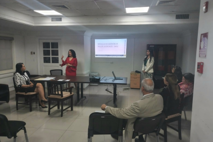 Sección de Registro Judicial realiza reunión con Magistrados/as y personal del Primer Tribunal Superior Civil.