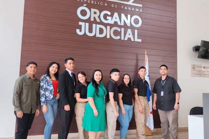 Estudiantes de UMECIT visitan la Biblioteca Jurídica “Dr. Julio Miranda” en Chiriquí