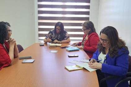 Donación bibliográfica fortalece la “Casita de Libros” en el antiguo Palacio de Justicia en David