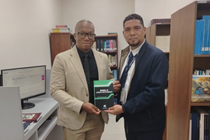 Biblioteca Judicial “Julio Miranda” recibe donación de obras de destacados autores jurídicos de Colombia