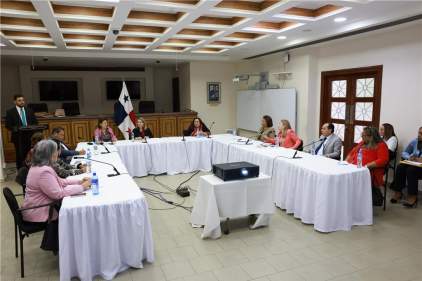 ÓRGANO JUDICIAL, UNICEF Y RELAF SOSTIENEN CONVERSATORIO
