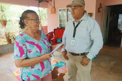 FACILITADORES JUDICIALES  DE HERRERA Y LOS SANTOS RECIBEN VISITA Y MATERIALES INFORMATIVOS EN SUS COMUNIDADES.