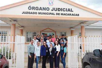 Realizan exitosa reunión interinstitucional sobre el SNFJC en juzgados municipales de Herrera y Los Santos.