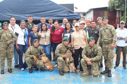 Órgano Judicial a través del SNFJC lleva alegría a la niñez de Pinogana en la celebración de los Reyes Magos