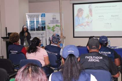 Facilitadores Judiciales de la provincia de Colón se capacitan en temas de salud y mediación