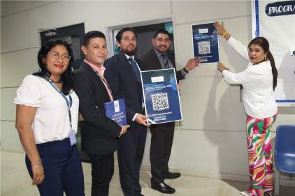 Administradores de justicia capacitan a estudiantes de derecho de la Universidad Latina sobre el Código Procesal Civil