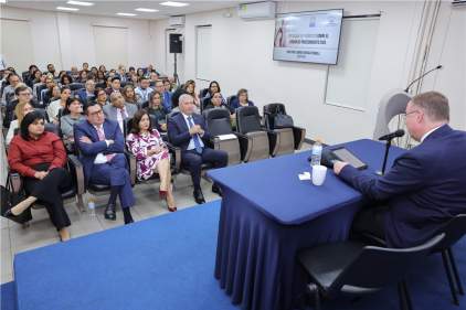Experto español capacita a funcionarios de la jurisdicción civil en el manejo de los elementos probatorios