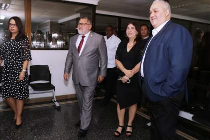 Magistrado de la CSJ, Carlos Villalobos, se reúne con personal de la Jurisdicción Civil que atiende en la Torre BAC