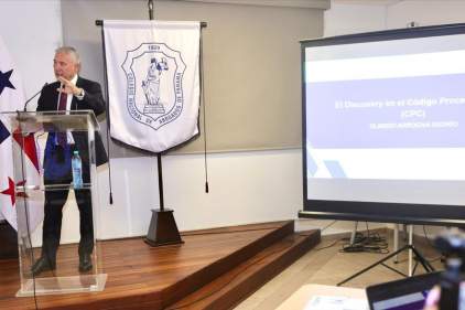 Magistrado Olmedo Arrocha expone sobre el “Discovery” en el nuevo Código Procesal Civil durante seminario jurídico