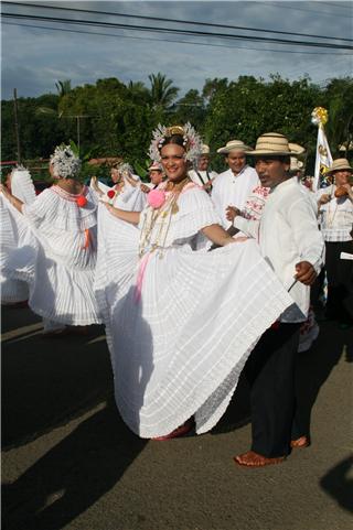 img_0779_320x481.jpg