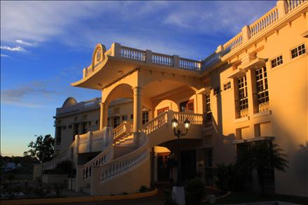 chiri_440x293.jpg