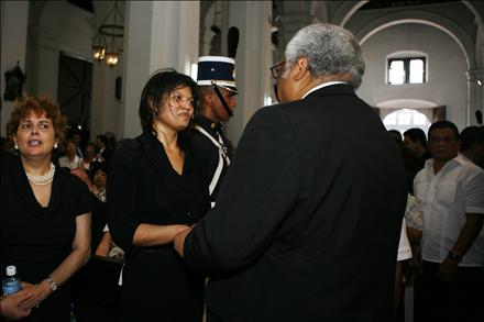 sepelio mitchel_31ccc_440x293.jpg
